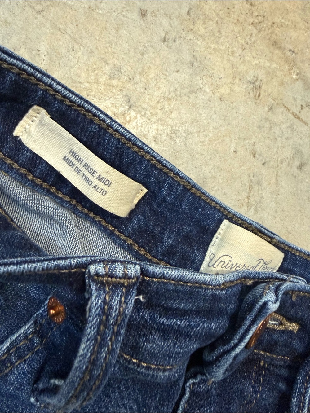 Universal Thread High Rise Midi Shorts - Picture 4 of 4